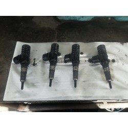 Recambio de inyector para seat altea (5p1) 4kids style referencia OEM IAM 03G130073B / 03G198051A  