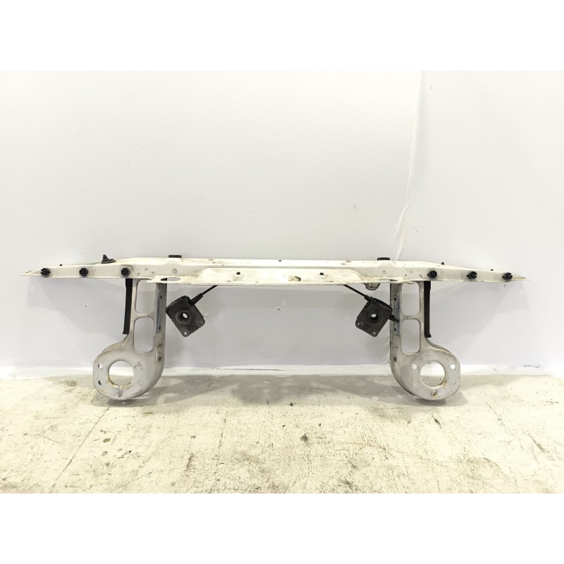 Recambio de travesaño superior parte frontal para bmw serie 3 berlina (e36) 320i referencia OEM IAM 41138122  