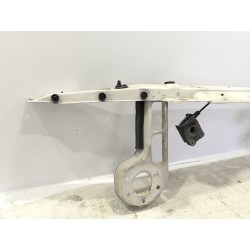 Recambio de travesaño superior parte frontal para bmw serie 3 berlina (e36) 320i referencia OEM IAM 41138122  