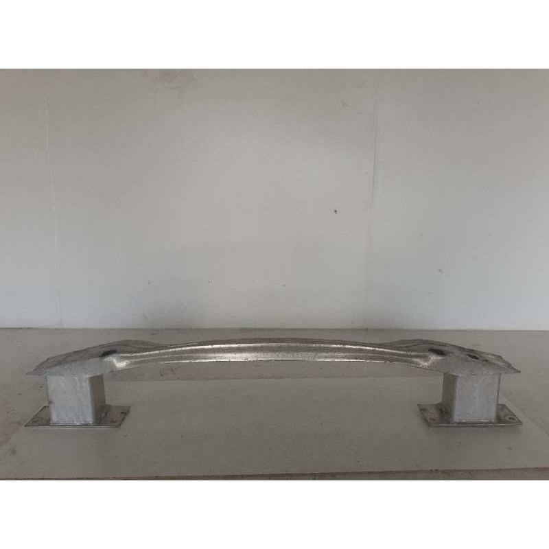 Recambio de refuerzo paragolpes trasero para chevrolet cruze (j300) 2.0 cdi referencia OEM IAM   