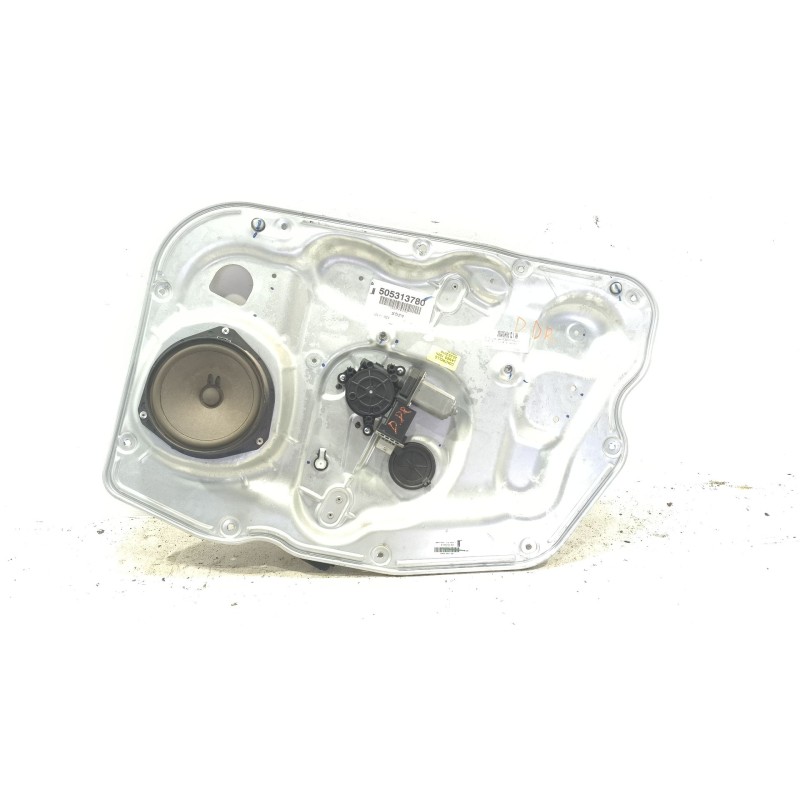 Recambio de motor elevalunas delantero derecho para alfa romeo giulietta (191) distinctive referencia OEM IAM 505313780 / 717544