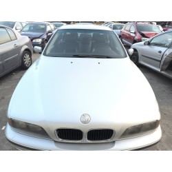 Recambio de capot delantero para bmw 5 (e39) 530 d referencia OEM IAM 41618238592  