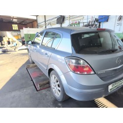 opel astra h sedán (a04) del año 2007