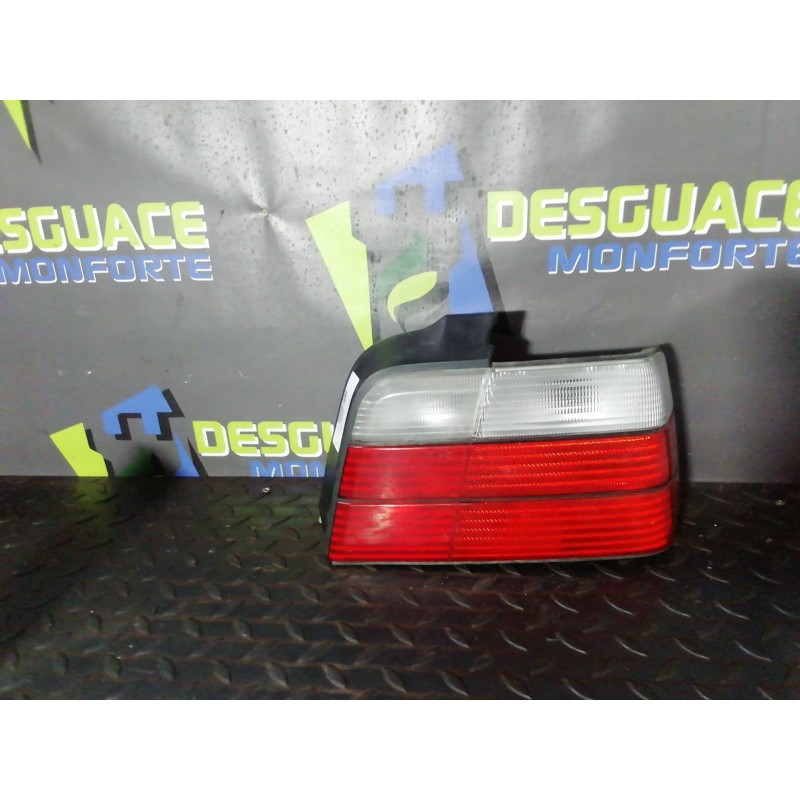 Desguace MonfortePILOTO TRASERO DERECHO 195018 BMWPiloto trasero derecho|Desguace Monforte