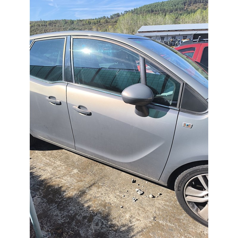 Recambio de puerta delantera derecha para opel meriva b van (s10) 1.6 cdti (75) referencia OEM IAM   