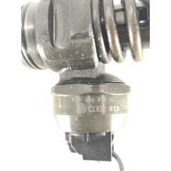 Recambio de inyector para volkswagen passat b5.5 (3b3) 1.9 tdi referencia OEM IAM 038130073AL  