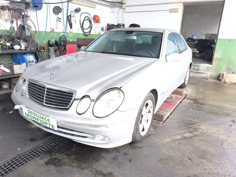 MERCEDES-BENZ CLASE E (W211)