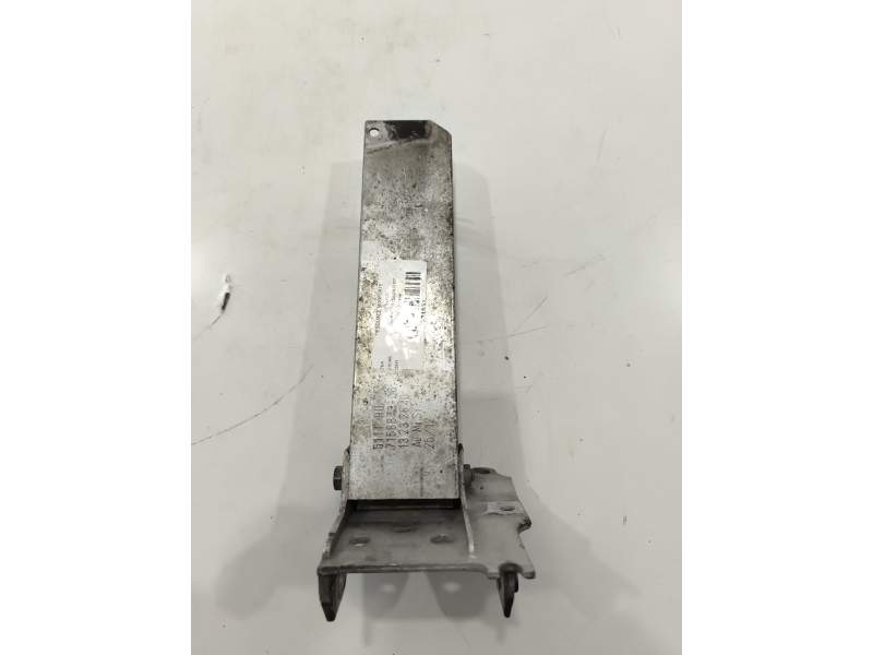 ABSORBEDOR DELANTERO 715887306 