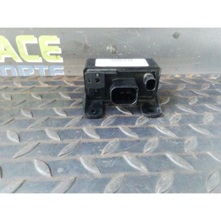 Recambio de caja precalentamiento para mercedes-benz clase c (w203) berlina 220 cdi (203.006) referencia OEM IAM A0005453516  