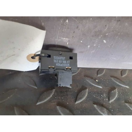 Recambio de mando elevalunas delantero derecho para peugeot 407 sw (6e_, 6d_) 2.0 referencia OEM IAM 96360166XT 53269707 