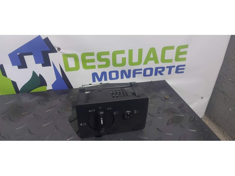 MANDO LUCES 7M5T13A024LA 4986104 