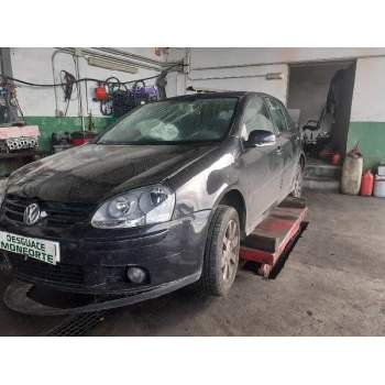 volkswagen golf v berlina (1k1) del año 2004