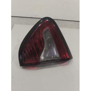 PILOTO TRASERO DERECHO INTERIOR 265500812R 