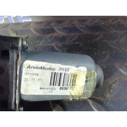 Desguace MonforteELEVALUNAS DELANTERO DERECHO 8201010925 RENAULTElevalunas delantero derecho|Desguace Monforte