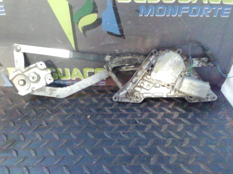ELEVALUNAS DELANTERO IZQUIERDO 81AB14A389BA 86ABA23201BB 