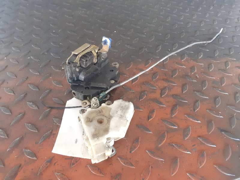 CERRADURA PUERTA DELANTERA DERECHA 8055261U66 