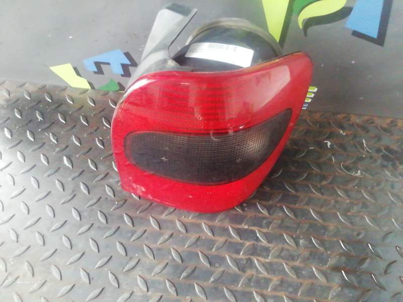PILOTO TRASERO DERECHO 