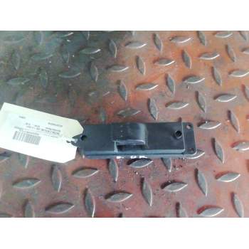 Recambio de mando elevalunas delantero derecho para mazda 3 berlina (bk) 1.6 crdt sportive kendo referencia OEM IAM 03123100BP4K