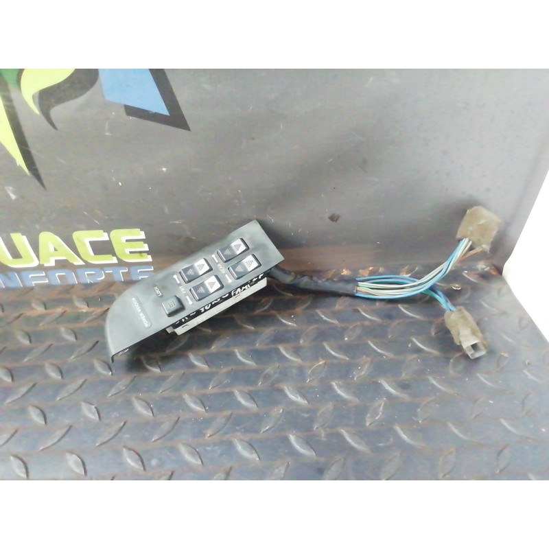 Desguace MonforteMANDO ELEVALUNAS DELANTERO IZQUIERDO 8581003510 SSANGYONGMando elevalunas delantero izquierdo|Desguace Monforte
