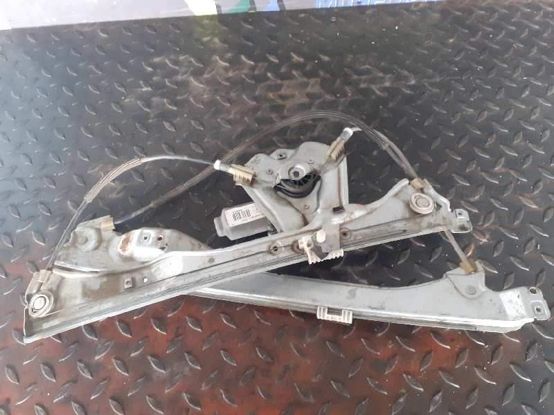 ELEVALUNAS DELANTERO DERECHO 8200291147 