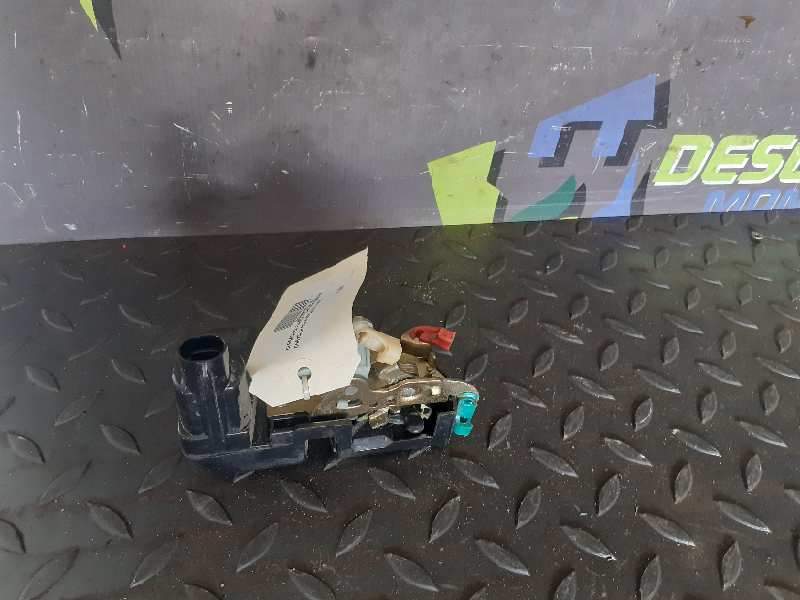 CERRADURA PUERTA DELANTERA DERECHA 
