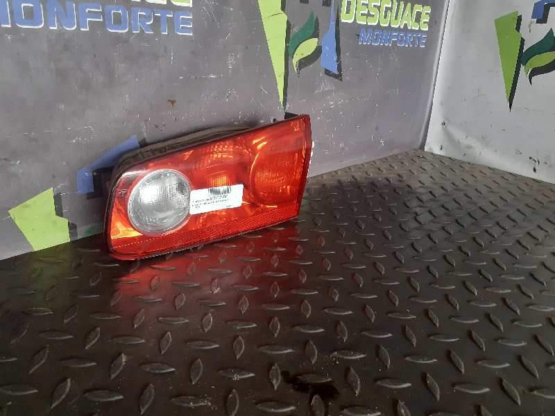 PILOTO TRASERO DERECHO INTERIOR 