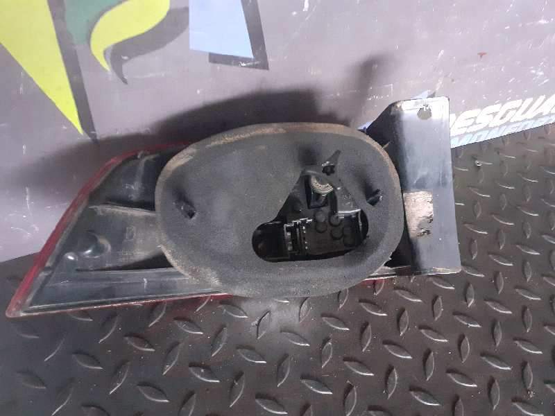 PILOTO TRASERO DERECHO 