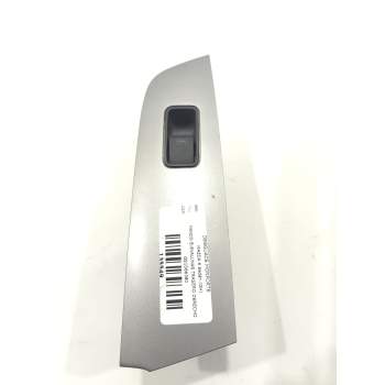 MANDO ELEVALUNAS TRASERO DERECHO GS1D66380 