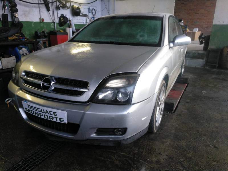 OPEL VECTRA C BERLINA