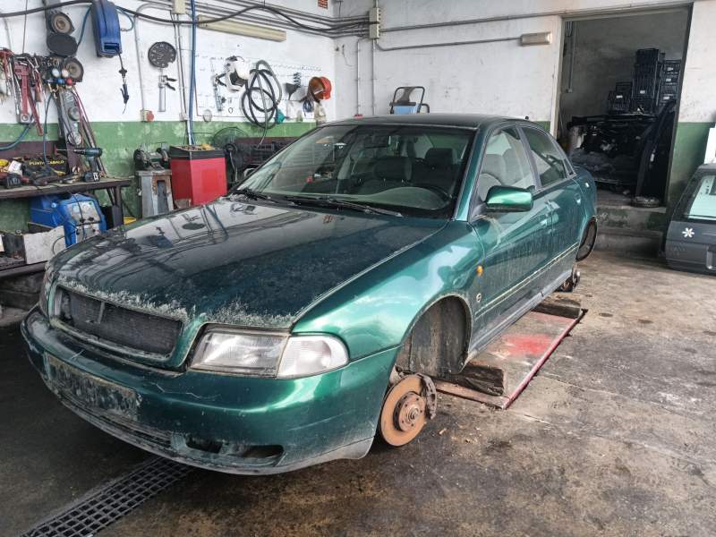 AUDI A4 B5 (8D2)